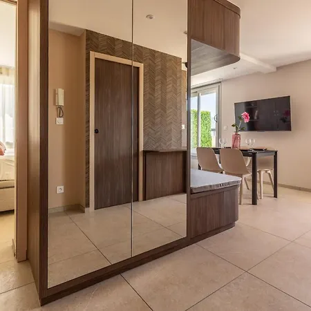 At Home In Clermont, Place De Jaude Room photo