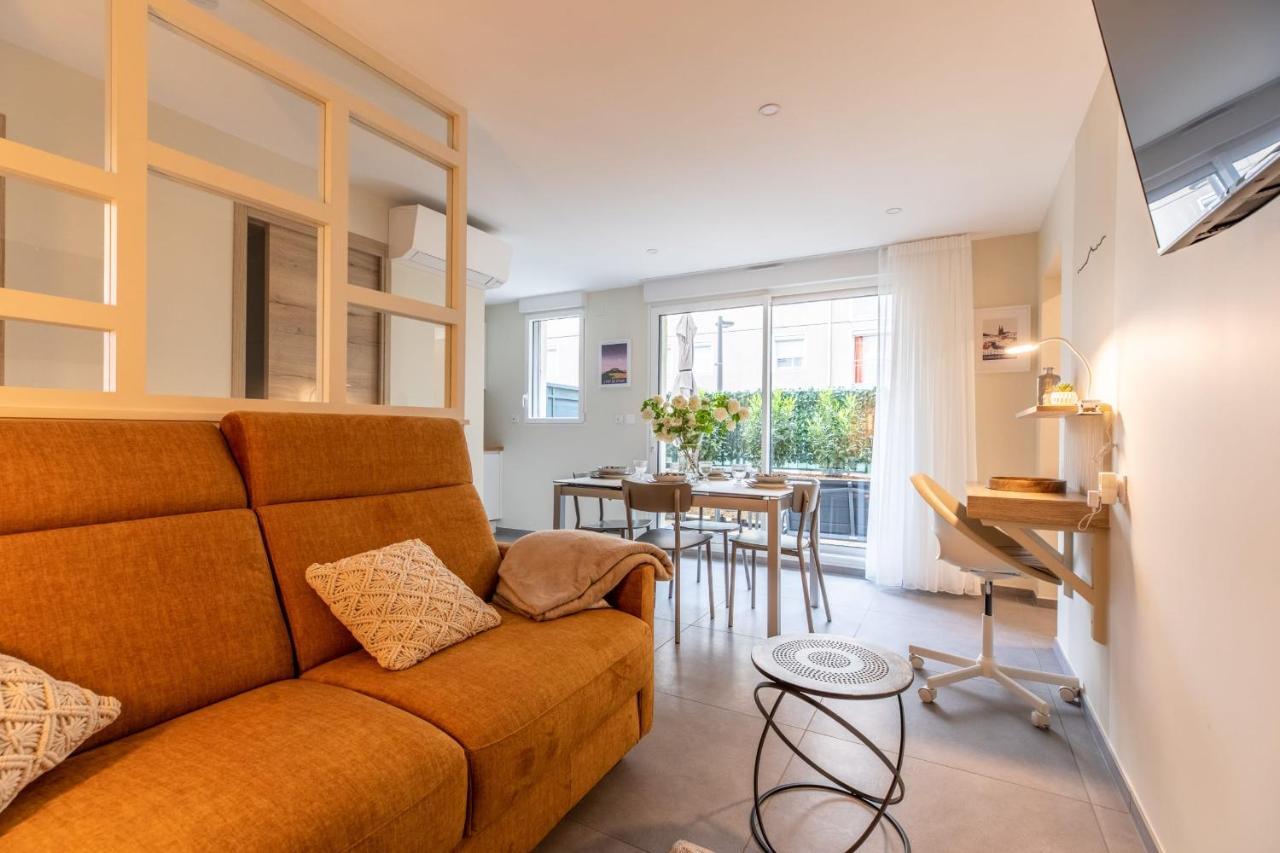 Apartment At In Clermont, Place De Jaude