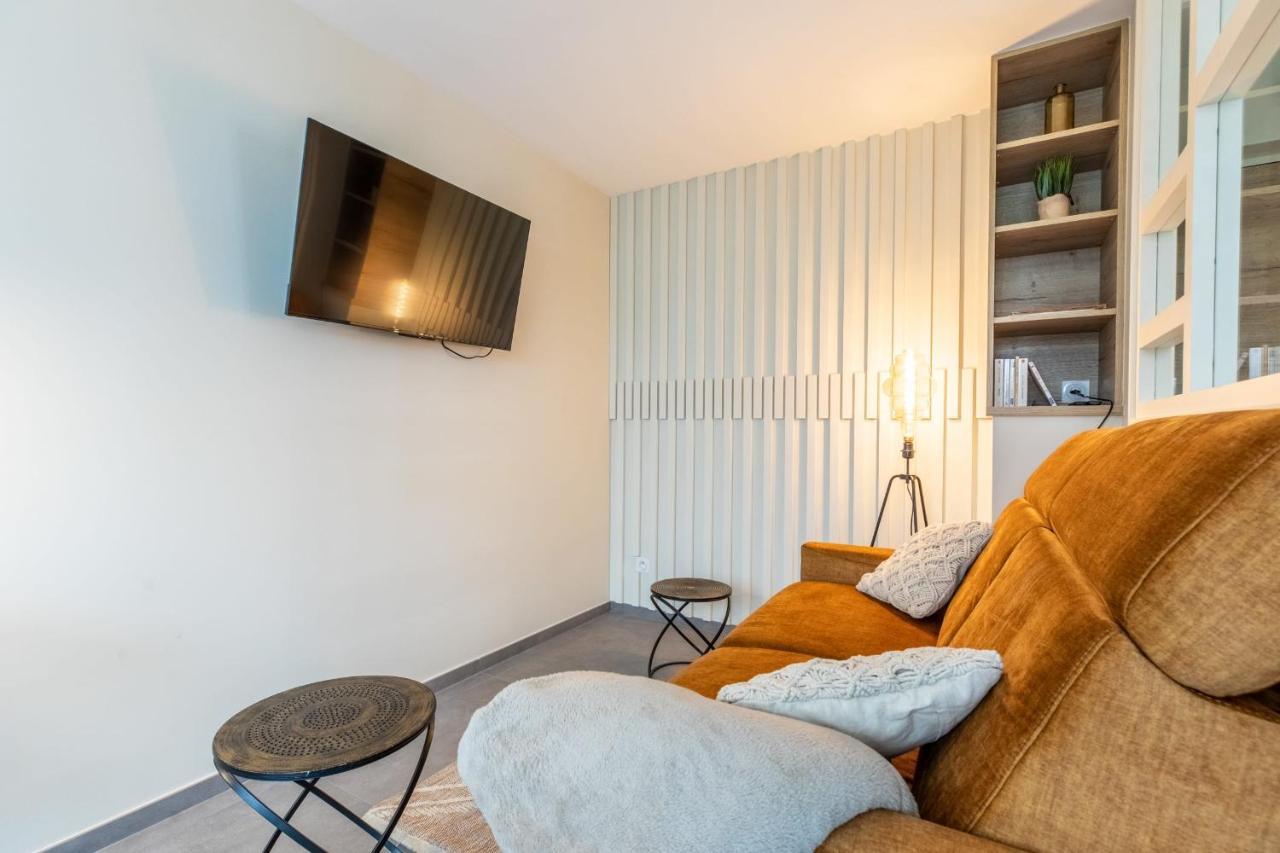 Apartment At In Clermont, Place De Jaude